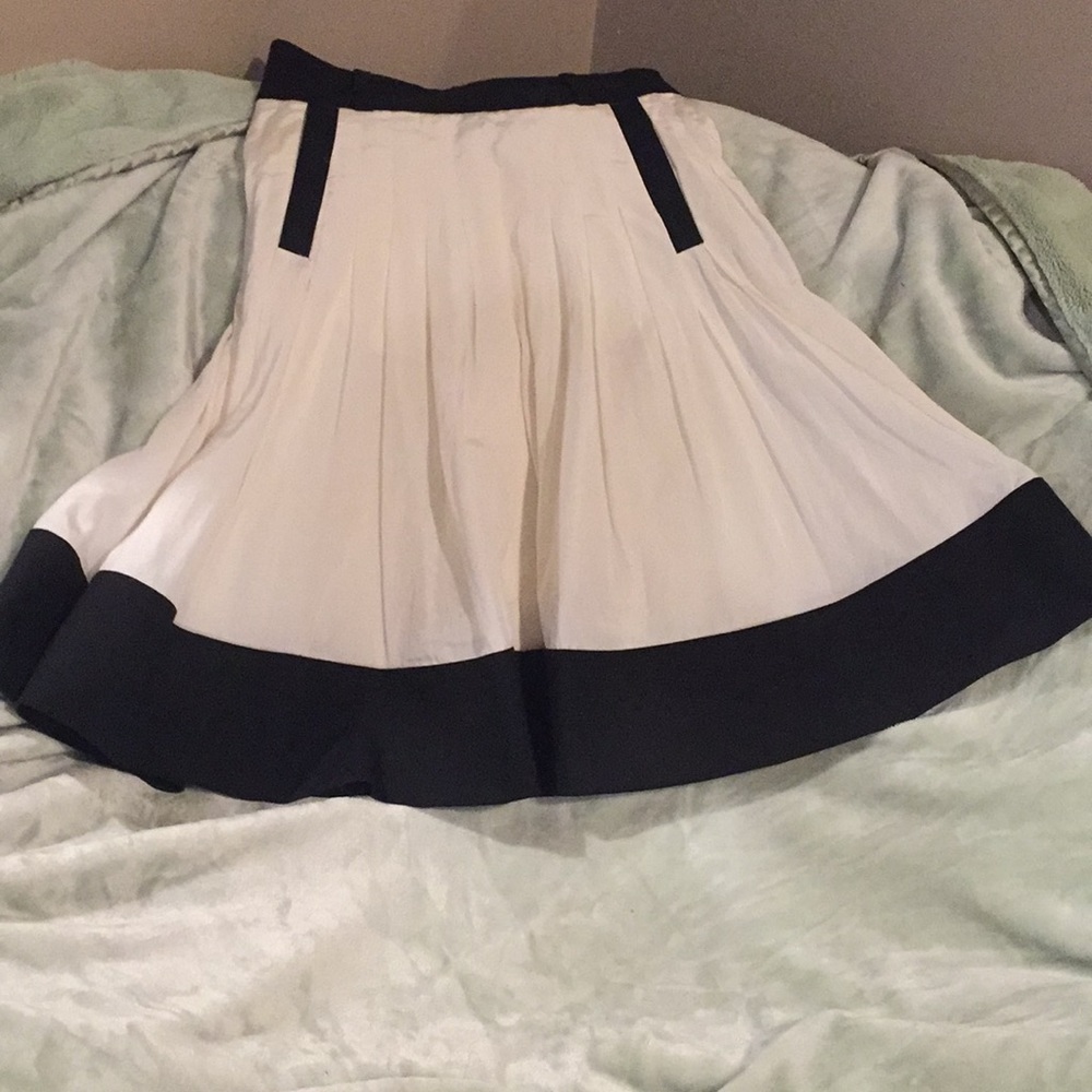 Antonio Melani high waisted silk wool skirt